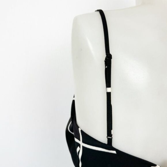 C/MEO COLLECTIVE Cameo Power Trip Black Print dress Small - Picture 4 of 9